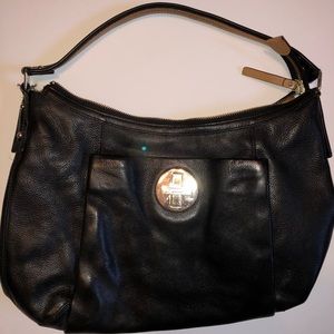 Used KATE SPADE PURSE - in great condition!